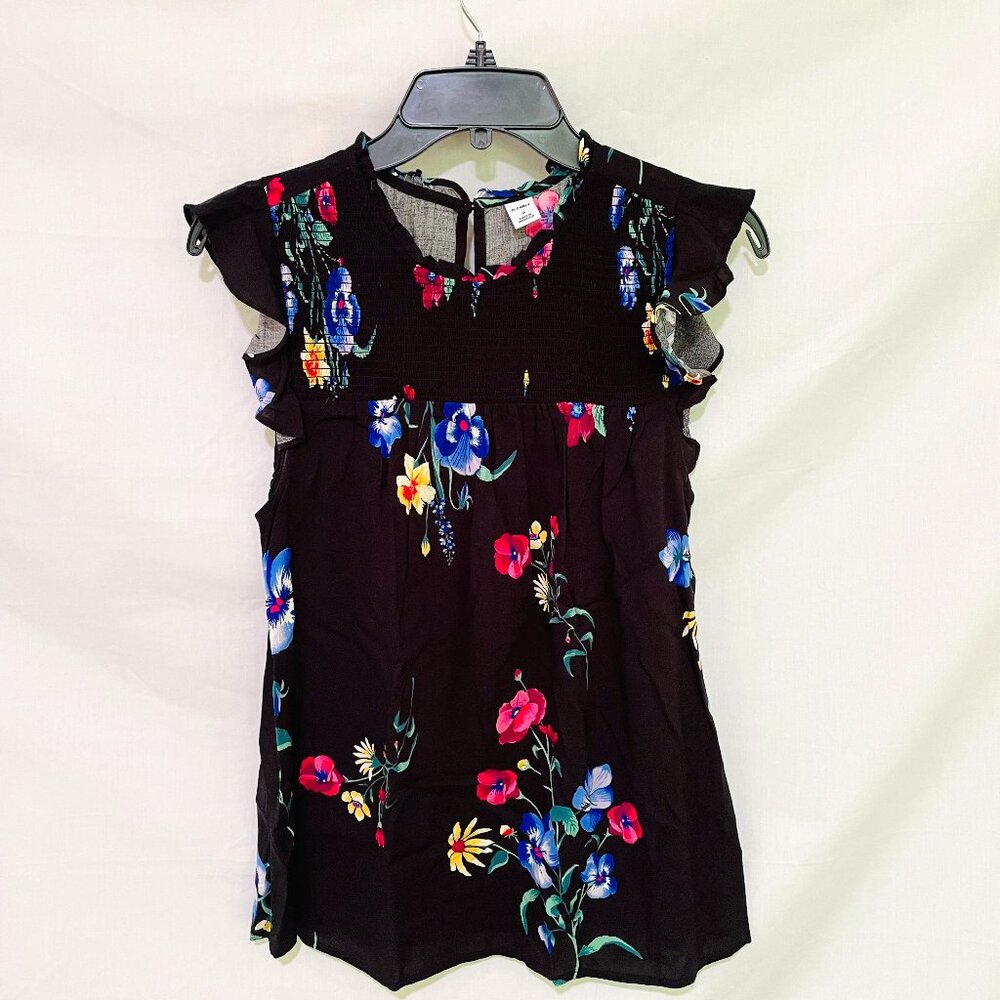 Old Navy Women’s Black Floral Top with Ruffle Sleeves Size Medium